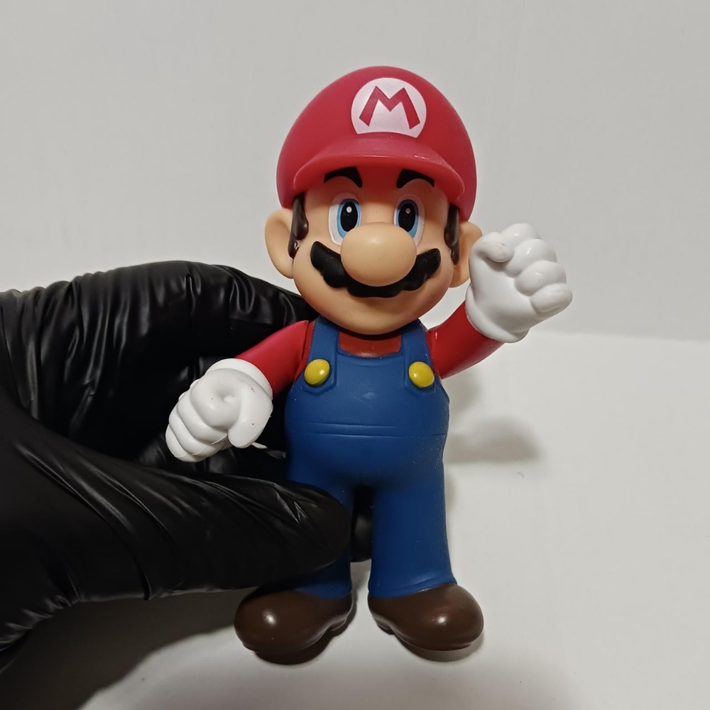 Super Mario Bundle - Picture 3 of 5